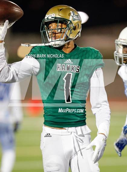 Thumbnail 2 in Los Angeles vs. Hawkins (CIF LACS Division II Playoff) photogallery.