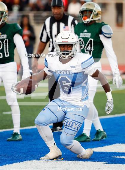 Thumbnail 2 in Los Angeles vs. Hawkins (CIF LACS Division II Playoff) photogallery.