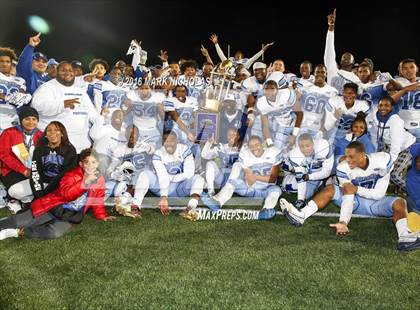 Thumbnail 3 in Los Angeles vs. Hawkins (CIF LACS Division II Playoff) photogallery.