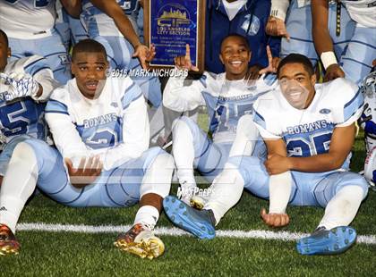 Thumbnail 1 in Los Angeles vs. Hawkins (CIF LACS Division II Playoff) photogallery.