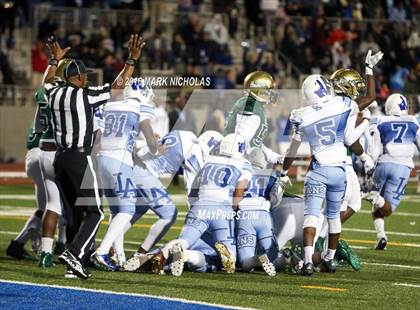 Thumbnail 2 in Los Angeles vs. Hawkins (CIF LACS Division II Playoff) photogallery.