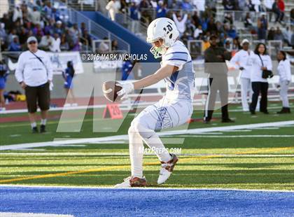 Thumbnail 1 in Los Angeles vs. Hawkins (CIF LACS Division II Playoff) photogallery.