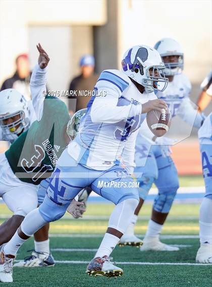 Thumbnail 1 in Los Angeles vs. Hawkins (CIF LACS Division II Playoff) photogallery.