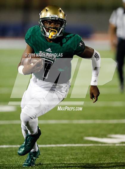 Thumbnail 1 in Los Angeles vs. Hawkins (CIF LACS Division II Playoff) photogallery.