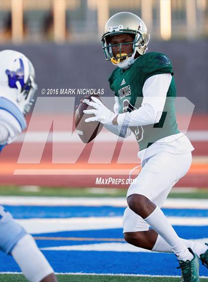 Thumbnail 2 in Los Angeles vs. Hawkins (CIF LACS Division II Playoff) photogallery.