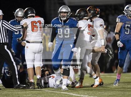 Thumbnail 3 in Richland County vs Freeburg (IHSA,4A,1st round) photogallery.