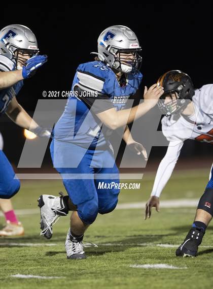 Thumbnail 2 in Richland County vs Freeburg (IHSA,4A,1st round) photogallery.