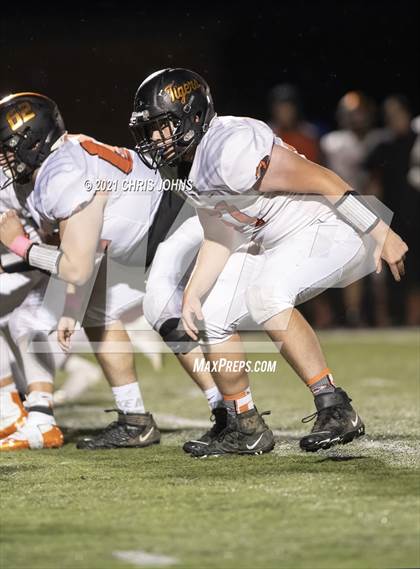 Thumbnail 2 in Richland County vs Freeburg (IHSA,4A,1st round) photogallery.