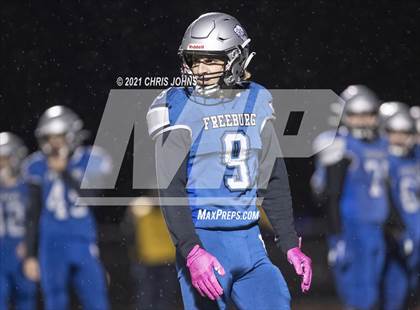 Thumbnail 2 in Richland County vs Freeburg (IHSA,4A,1st round) photogallery.