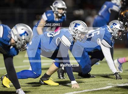 Thumbnail 2 in Richland County vs Freeburg (IHSA,4A,1st round) photogallery.