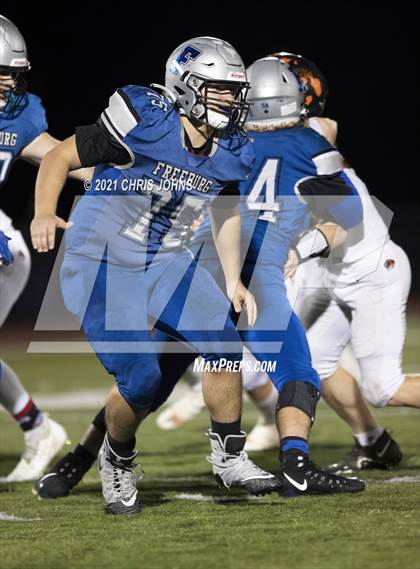 Thumbnail 1 in Richland County vs Freeburg (IHSA,4A,1st round) photogallery.