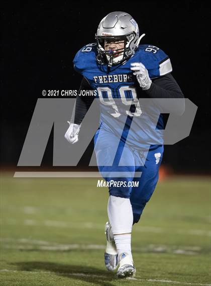Thumbnail 1 in Richland County vs Freeburg (IHSA,4A,1st round) photogallery.