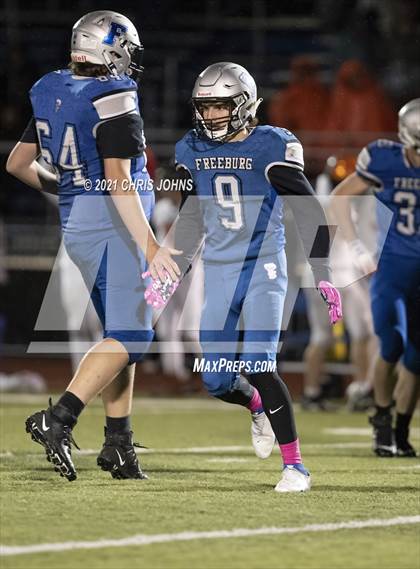 Thumbnail 1 in Richland County vs Freeburg (IHSA,4A,1st round) photogallery.
