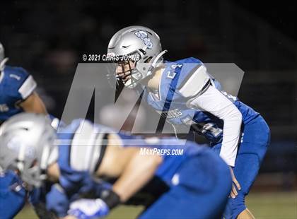 Thumbnail 3 in Richland County vs Freeburg (IHSA,4A,1st round) photogallery.