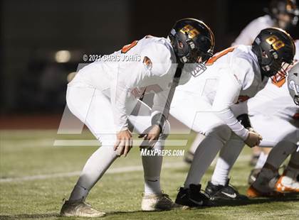 Thumbnail 1 in Richland County vs Freeburg (IHSA,4A,1st round) photogallery.
