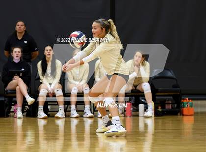 Thumbnail 2 in Whitewright vs. Farmersville  (Denison Invitational Showcase) photogallery.