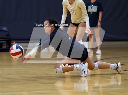 Thumbnail 1 in Whitewright vs. Farmersville  (Denison Invitational Showcase) photogallery.