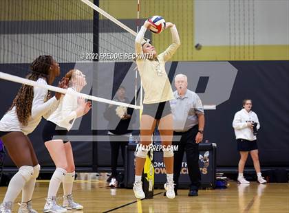 Thumbnail 3 in Whitewright vs. Farmersville  (Denison Invitational Showcase) photogallery.