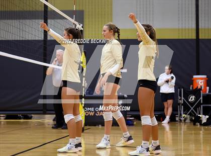 Thumbnail 3 in Whitewright vs. Farmersville  (Denison Invitational Showcase) photogallery.
