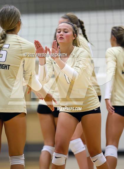 Thumbnail 2 in Whitewright vs. Farmersville  (Denison Invitational Showcase) photogallery.