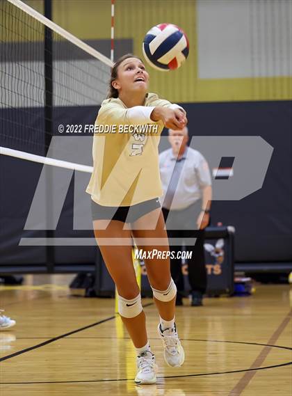 Thumbnail 1 in Whitewright vs. Farmersville  (Denison Invitational Showcase) photogallery.