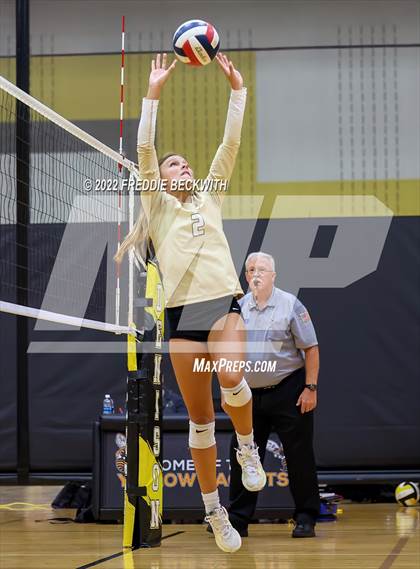 Thumbnail 2 in Whitewright vs. Farmersville  (Denison Invitational Showcase) photogallery.