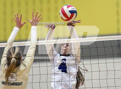 Thumbnail 3 in Whitewright vs. Farmersville  (Denison Invitational Showcase) photogallery.
