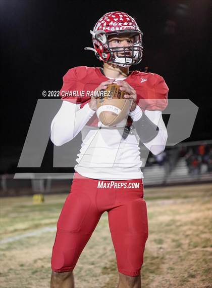 Thumbnail 2 in Holbrook @ Willcox (AIA 2A Quarterfinal Playoff) photogallery.