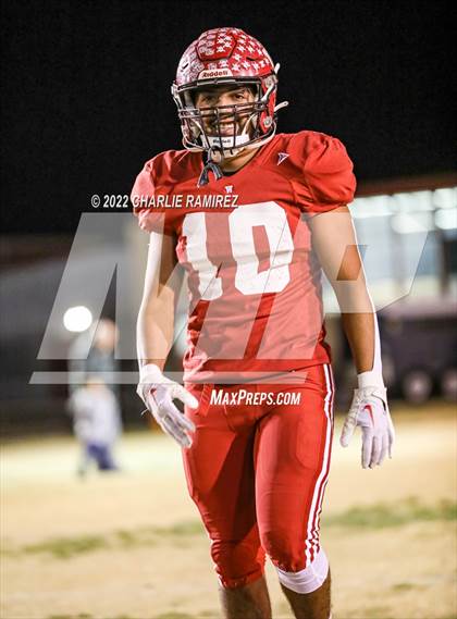 Thumbnail 3 in Holbrook @ Willcox (AIA 2A Quarterfinal Playoff) photogallery.