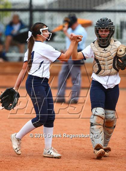 Thumbnail 1 in Mullen vs Niwot (Erie Festival of Champions) photogallery.