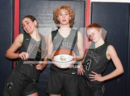 Thumbnail 2 in St. Mary's vs. Sonoma Valley (CA) (Cactus Jam Tournament) photogallery.