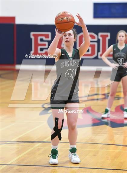 Thumbnail 1 in St. Mary's vs. Sonoma Valley (CA) (Cactus Jam Tournament) photogallery.