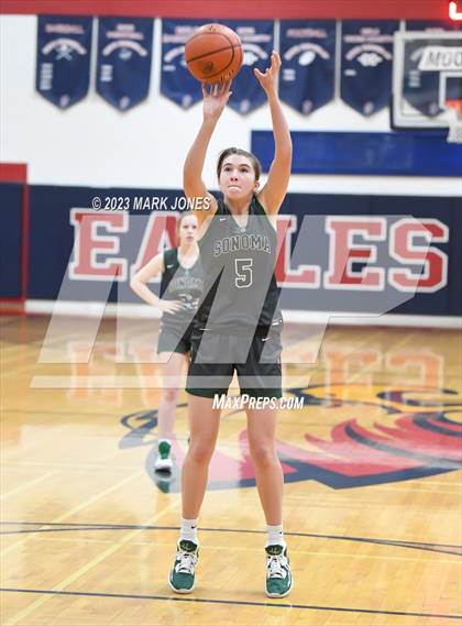 Thumbnail 2 in St. Mary's vs. Sonoma Valley (CA) (Cactus Jam Tournament) photogallery.