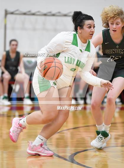 Thumbnail 3 in St. Mary's vs. Sonoma Valley (CA) (Cactus Jam Tournament) photogallery.