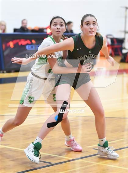 Thumbnail 2 in St. Mary's vs. Sonoma Valley (CA) (Cactus Jam Tournament) photogallery.