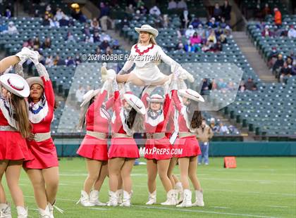 Thumbnail 2 in Highland Park vs. Ryan (UIL 5A Division 1 Quarterfinals) photogallery.