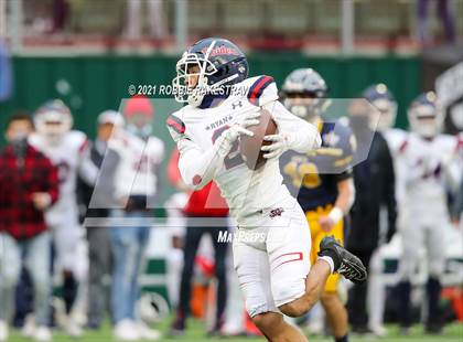 Thumbnail 2 in Highland Park vs. Ryan (UIL 5A Division 1 Quarterfinals) photogallery.