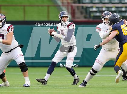 Thumbnail 2 in Highland Park vs. Ryan (UIL 5A Division 1 Quarterfinals) photogallery.