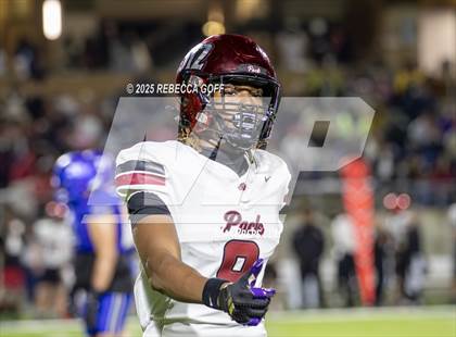 Thumbnail 1 in Weiss vs. Barbers Hill (UIL Football 5A D1 Regional Semifinal) photogallery.