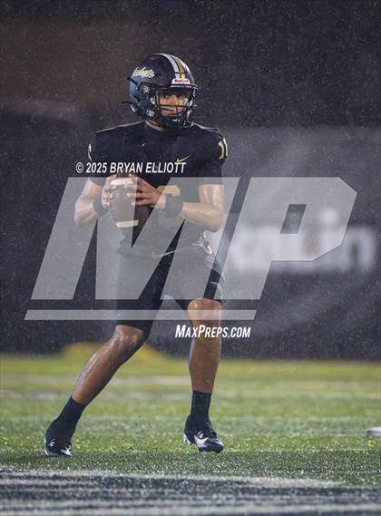 Thumbnail 1 in Douglass @ Calhoun (GHSA Class 3A Round 2) photogallery.