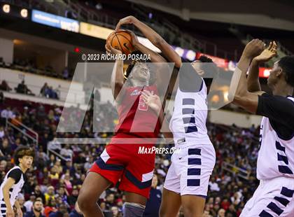 Thumbnail 1 in Sierra Canyon vs. San Joaquin Memorial photogallery.