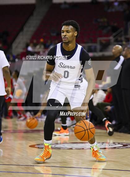 Thumbnail 2 in Sierra Canyon vs. San Joaquin Memorial photogallery.
