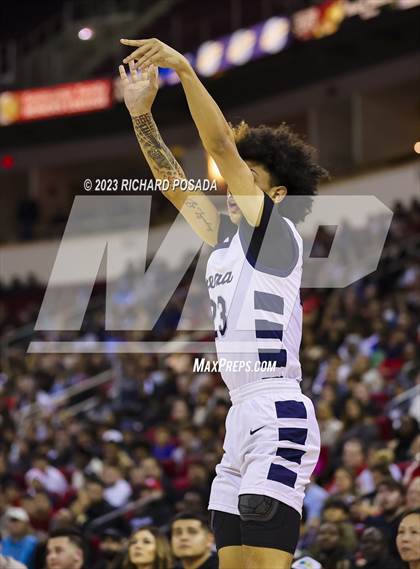 Thumbnail 1 in Sierra Canyon vs. San Joaquin Memorial photogallery.