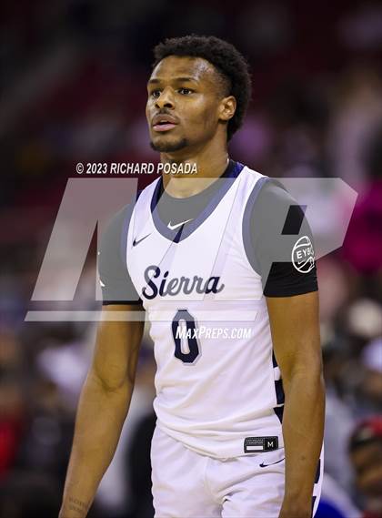 Thumbnail 1 in Sierra Canyon vs. San Joaquin Memorial photogallery.