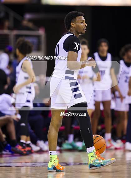 Thumbnail 2 in Sierra Canyon vs. San Joaquin Memorial photogallery.