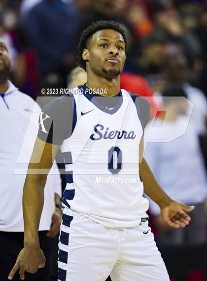 Thumbnail 1 in Sierra Canyon vs. San Joaquin Memorial photogallery.