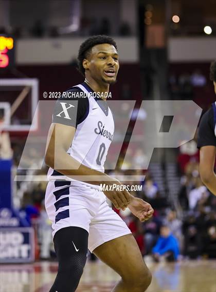 Thumbnail 3 in Sierra Canyon vs. San Joaquin Memorial photogallery.