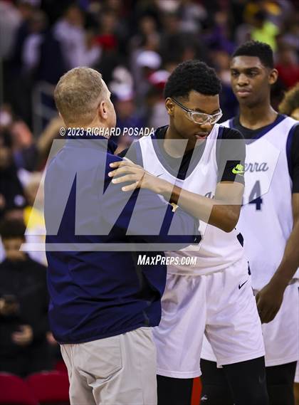 Thumbnail 1 in Sierra Canyon vs. San Joaquin Memorial photogallery.