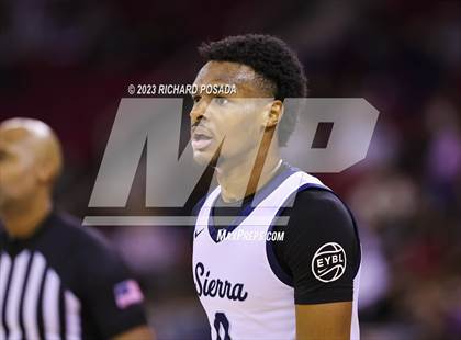Thumbnail 3 in Sierra Canyon vs. San Joaquin Memorial photogallery.