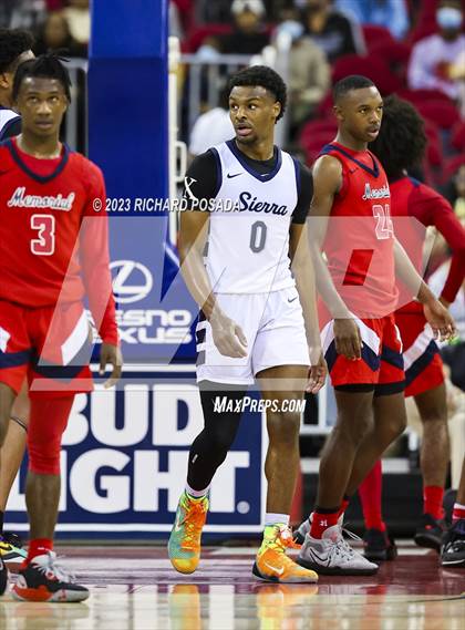 Thumbnail 3 in Sierra Canyon vs. San Joaquin Memorial photogallery.